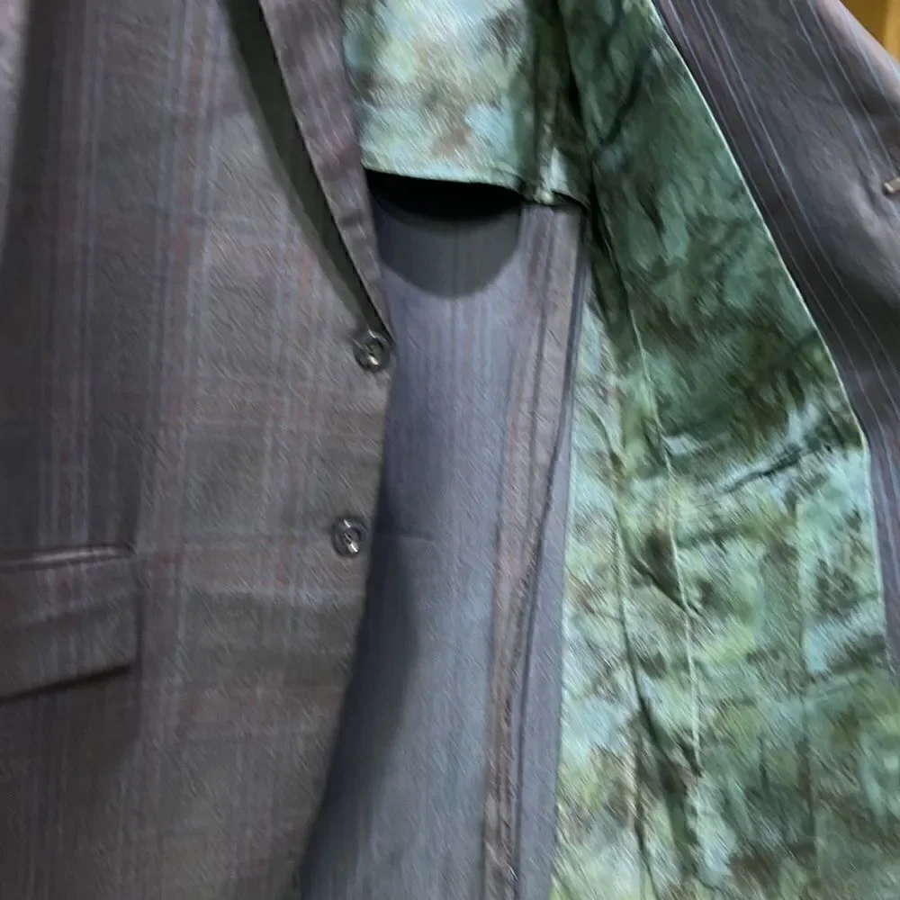 Madden’s Arcadia, LA Curly Men’s Sports Coat Blue Grey w Blue & Red Stripes